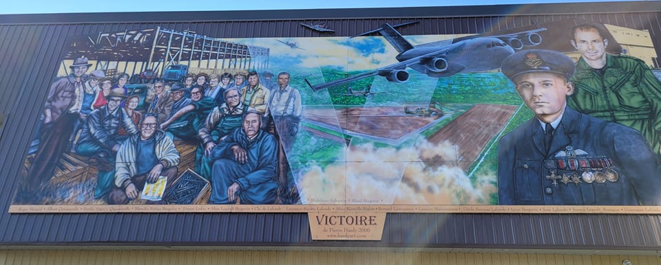 Mural on the St-Isidore Arena
