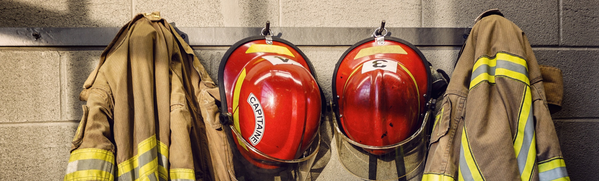 firefighter protection clothe and respiratory mask